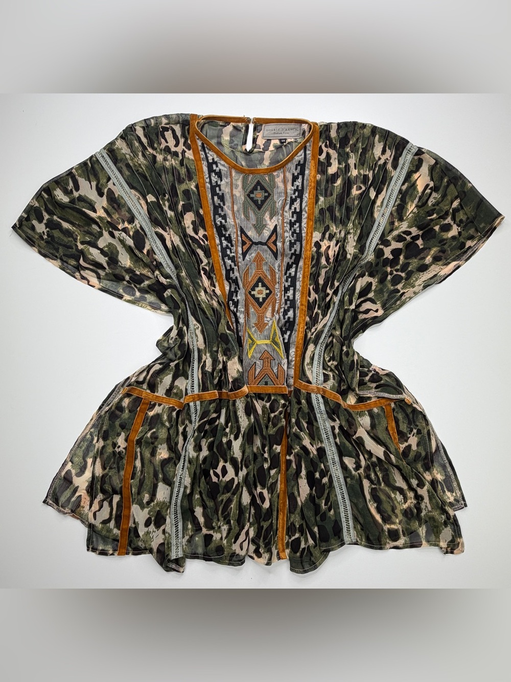 Double D Ranch Green Camo Embroidered Boho Tunic Poncho Rust Trim S/M GUC